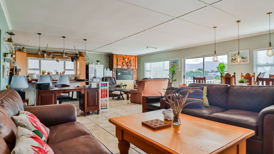 Commercial Property for Sale in Franskraal Western Cape